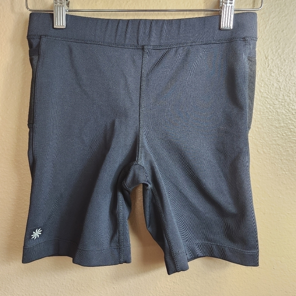 Athleta Womens Black Low Rise Biker Shorts w/Stash Pockets/Style# 683775-Size M